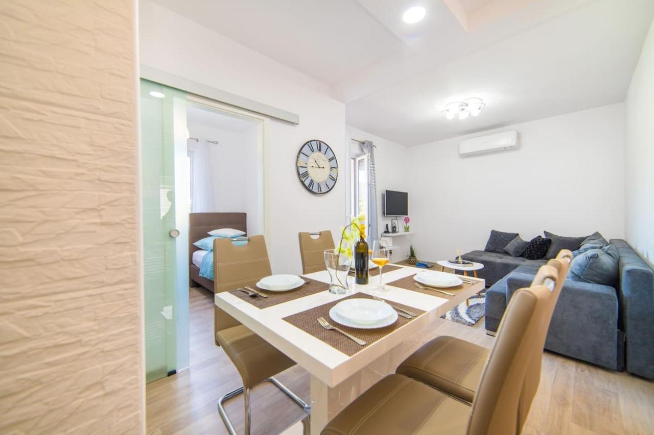 Apartment Karlo - Grad Ploce, Croatia Плоче Екстериор снимка